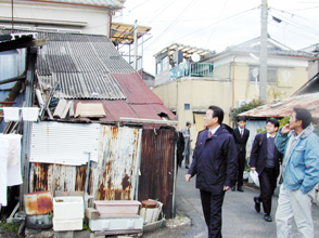 地区 ウトロ (2ページ目)京都の朝鮮人スラム街「ウトロ地区」を村田らむが取材！ “在日のふるさと”で攻撃的看板も発見…現在は!?ｰトカナ